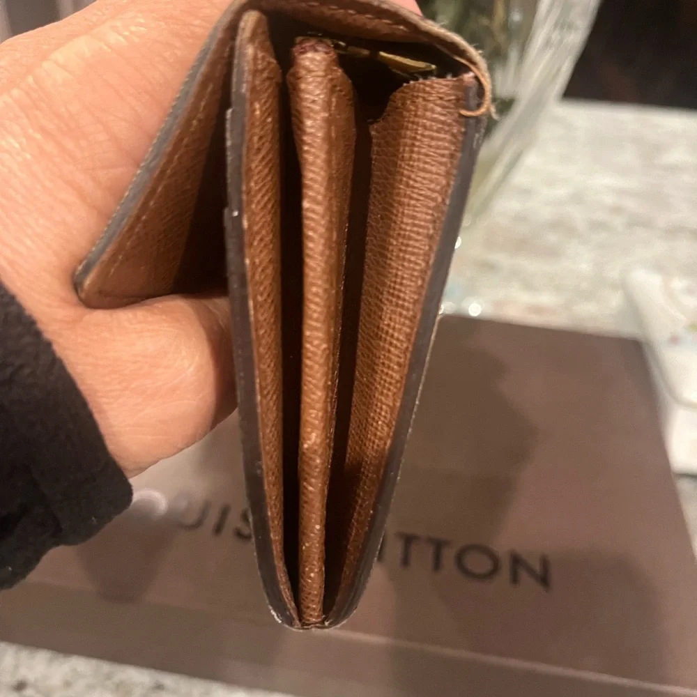 Louis Vuitton Monogram Brown Portefeuille Sarah Long Wallet - Picture 6 of 10